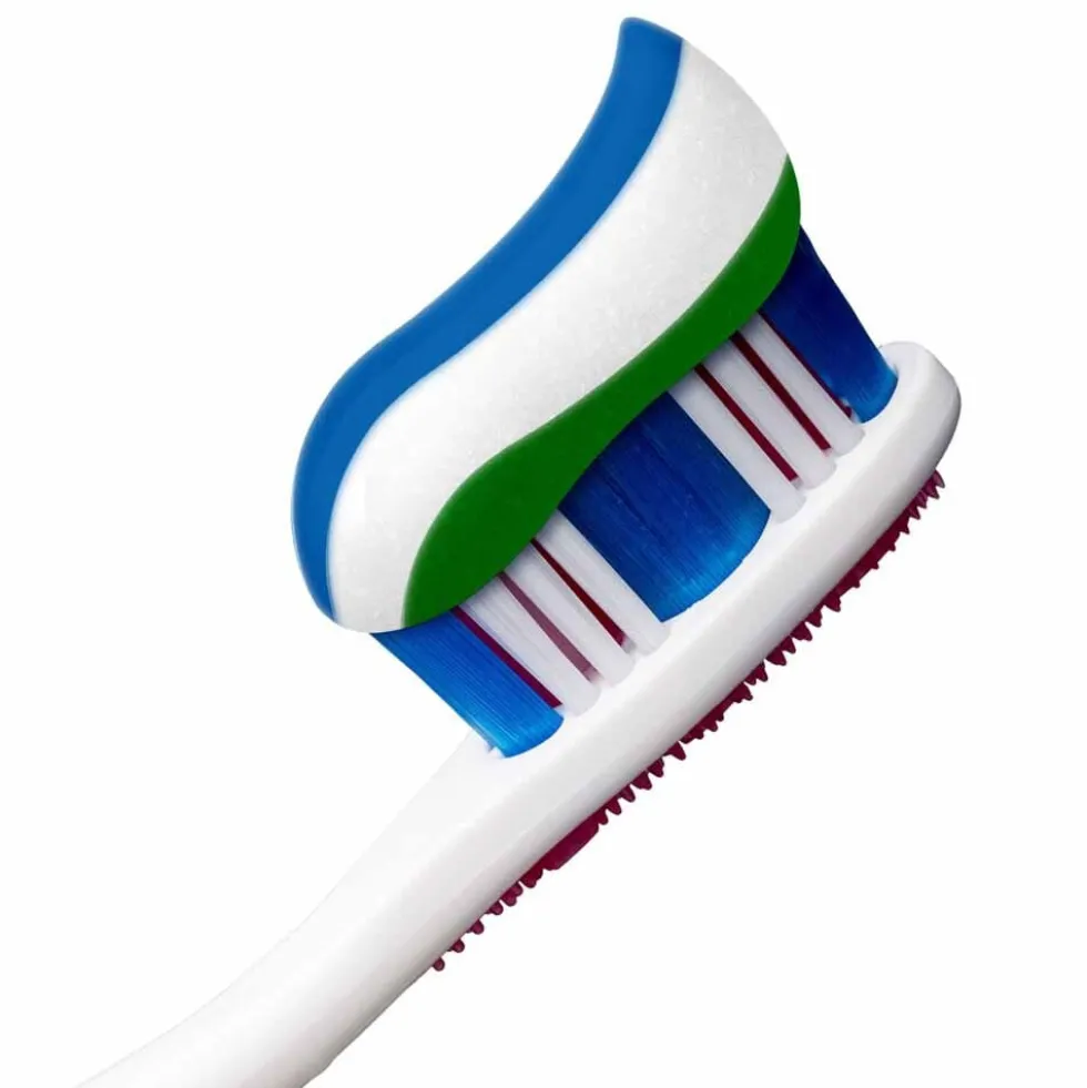 Colgate Dentifricio Triple Action Protezione Carie 75 ml
