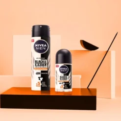 Nivea Men Black & White Ultimate Impact Deodorante Uomo Spray 150 ml