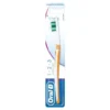 Oral-B Classic Care Spazzolino Medio