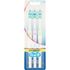 Oral-B Spazzolino Manuale 1 2 3 Classic Care 40 Medio 2+1 Gratis